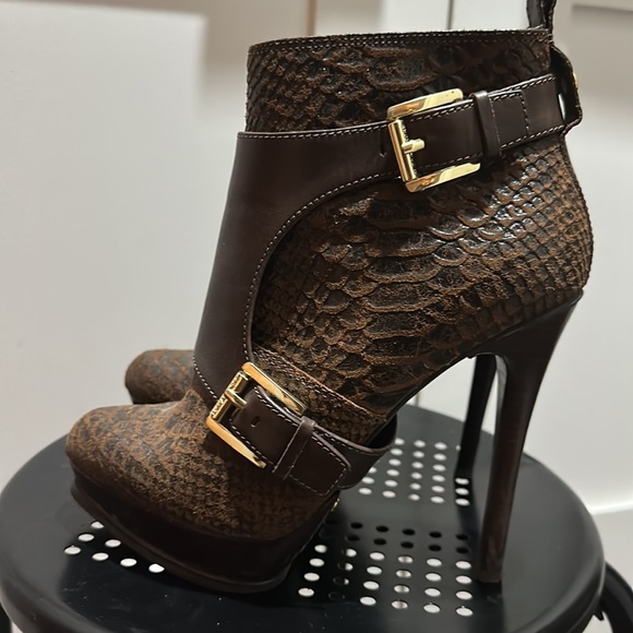 Michael Kors Leather/Snakeskin Brown Bootie - Picture 5 of 5